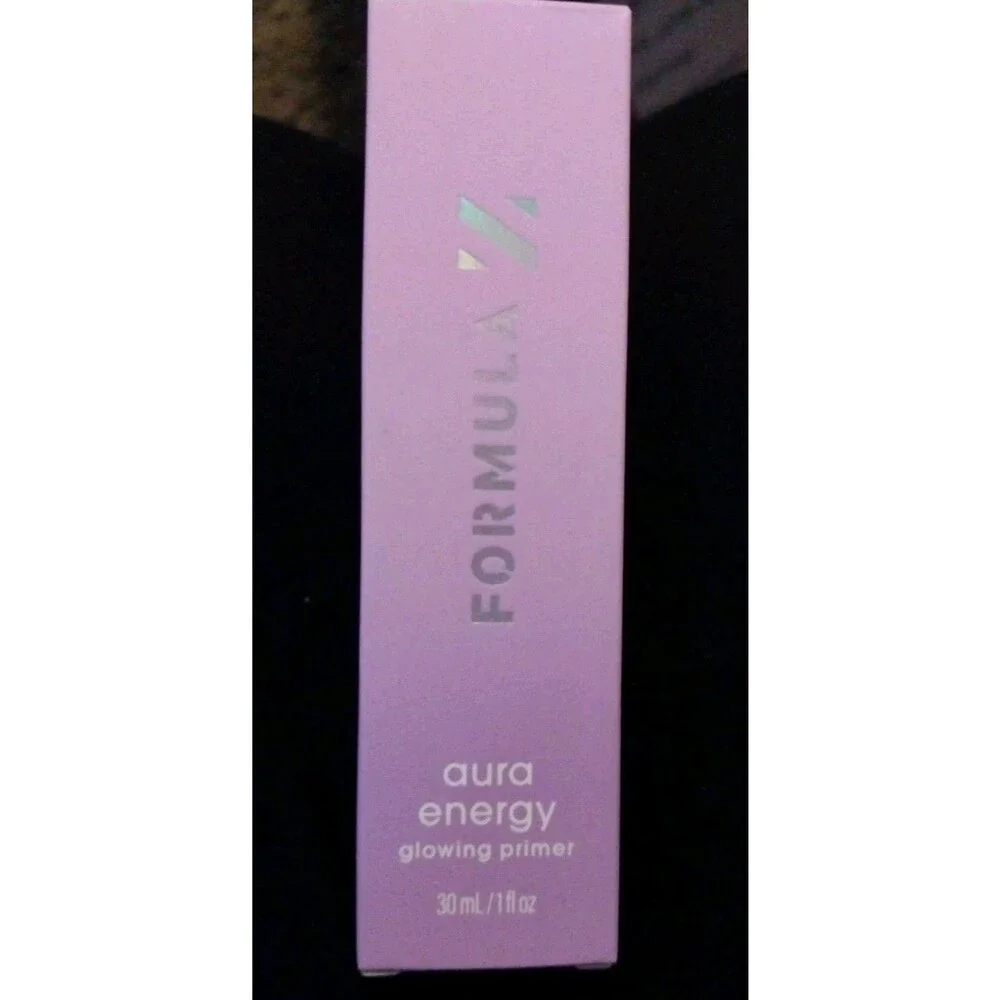 e.l.f/Formula Z Cosmetics piece glow